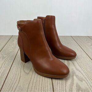 Giani Bernini Women's Trumann Memory Foam Block Heel Dress Booties 9.5M Cinnamon